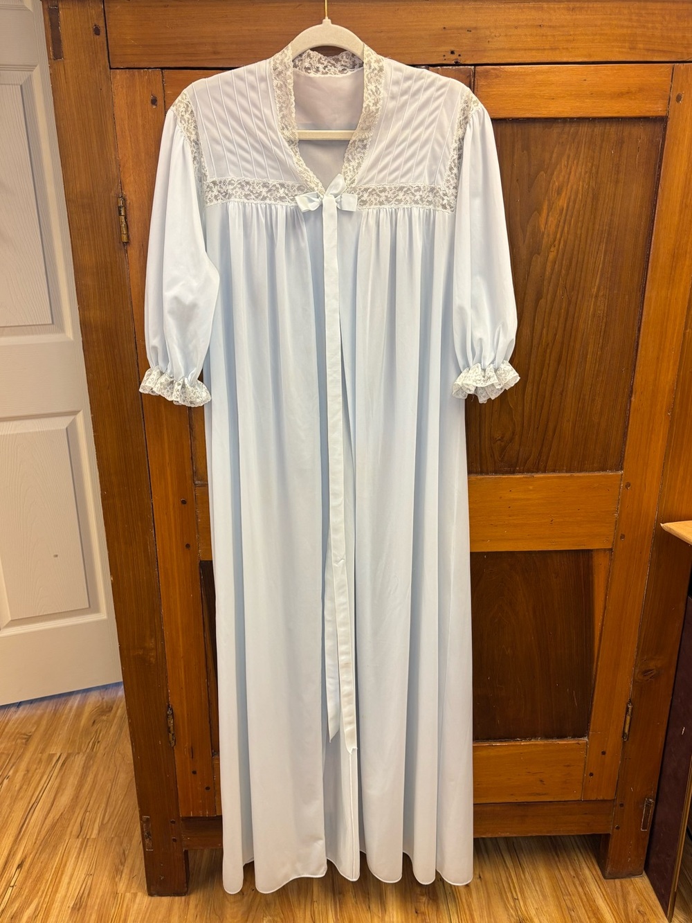 Vintage Vanity Fair Powder Blue Nylon Tricot Robe | Size 36 (Approx. Modern M/L)